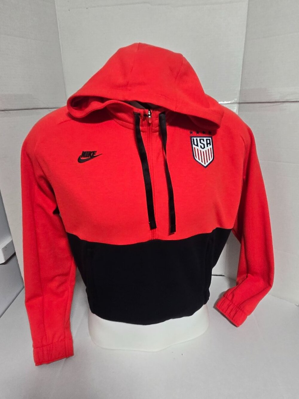 Nike USWNT USA Soccer Hoodie Women M NWT Salesman Sample